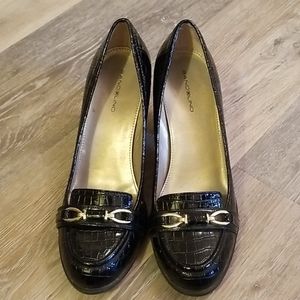 Bandalino Black Heels sz 9